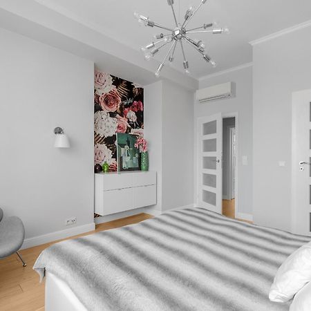 Unitapartament Delux Warszawa Centrum Blisko Plac Zbawiciela Hala Koszyki Metro Politechnika Jest To Elegancki I Wygodny Apartament Na Noclegi I Pobyt W Warszawie - Zapraszamy Esterno foto