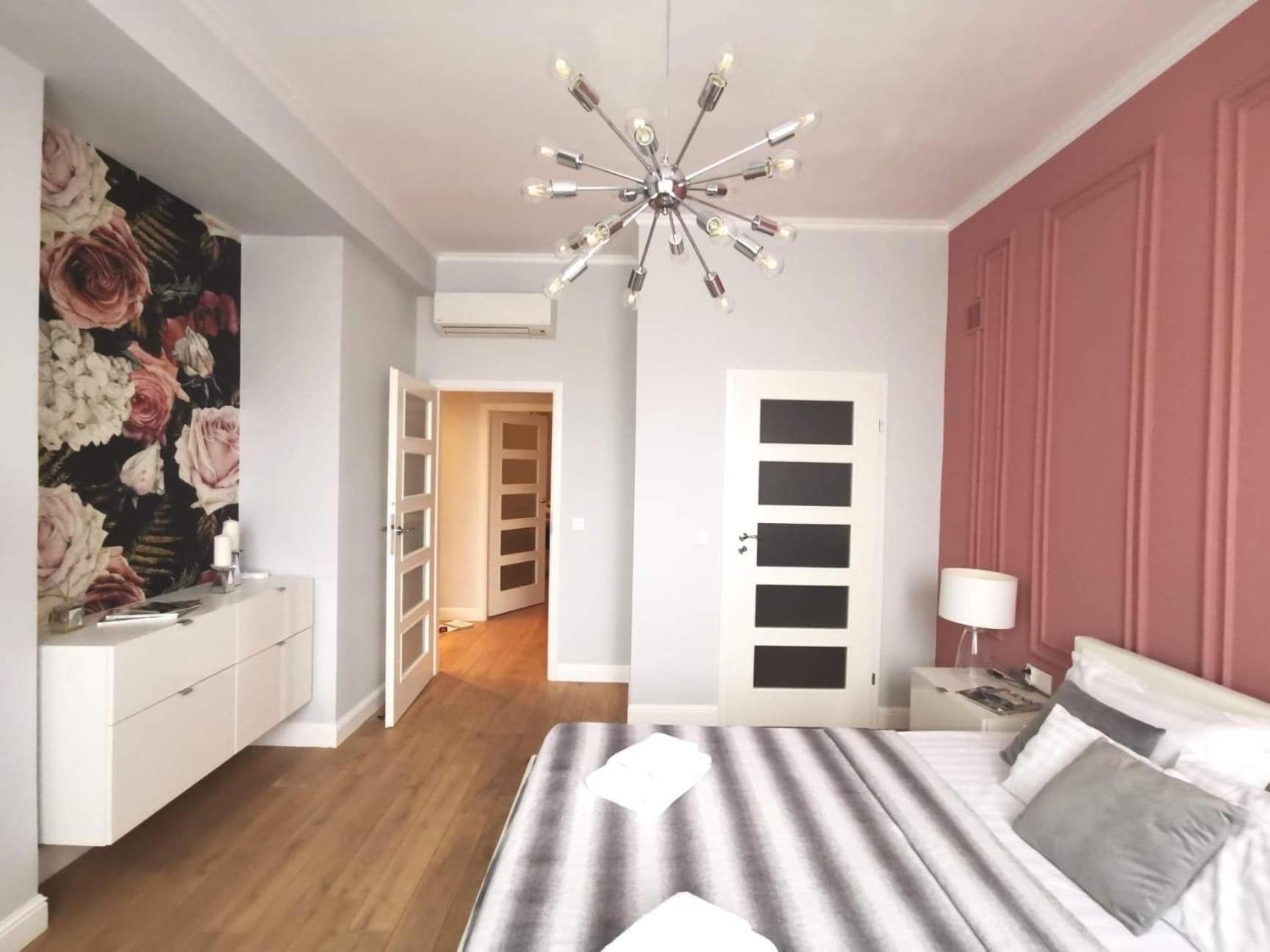 Unitapartament Delux Warszawa Centrum Blisko Plac Zbawiciela Hala Koszyki Metro Politechnika Jest To Elegancki I Wygodny Apartament Na Noclegi I Pobyt W Warszawie - Zapraszamy Esterno foto